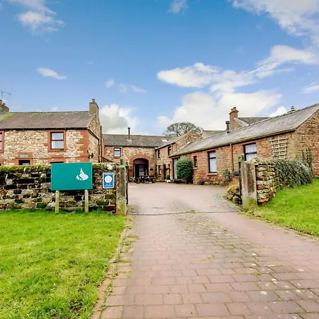 1 Bed In Penrith Oc-90416 *